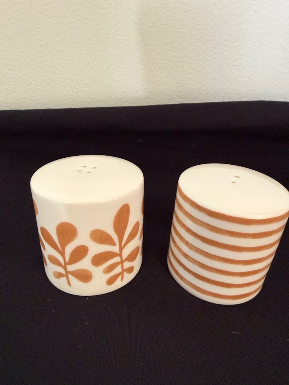Kate Spade Sienna Lane Salt and Pepper